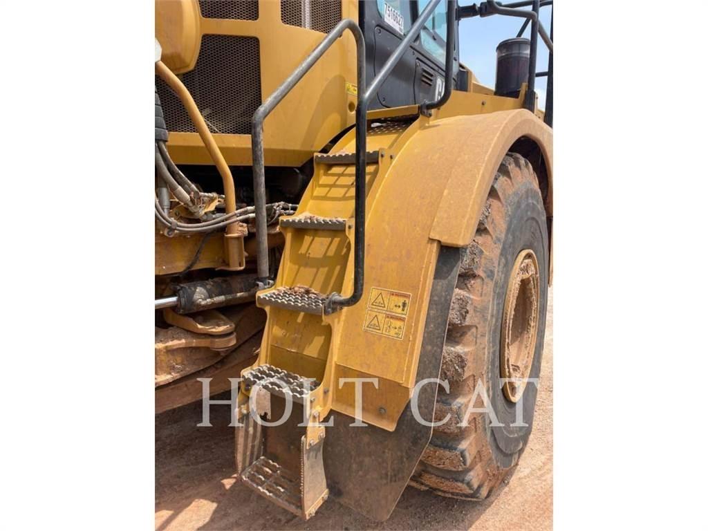 CAT 745 Шарнирно-сочленённые самосвалы