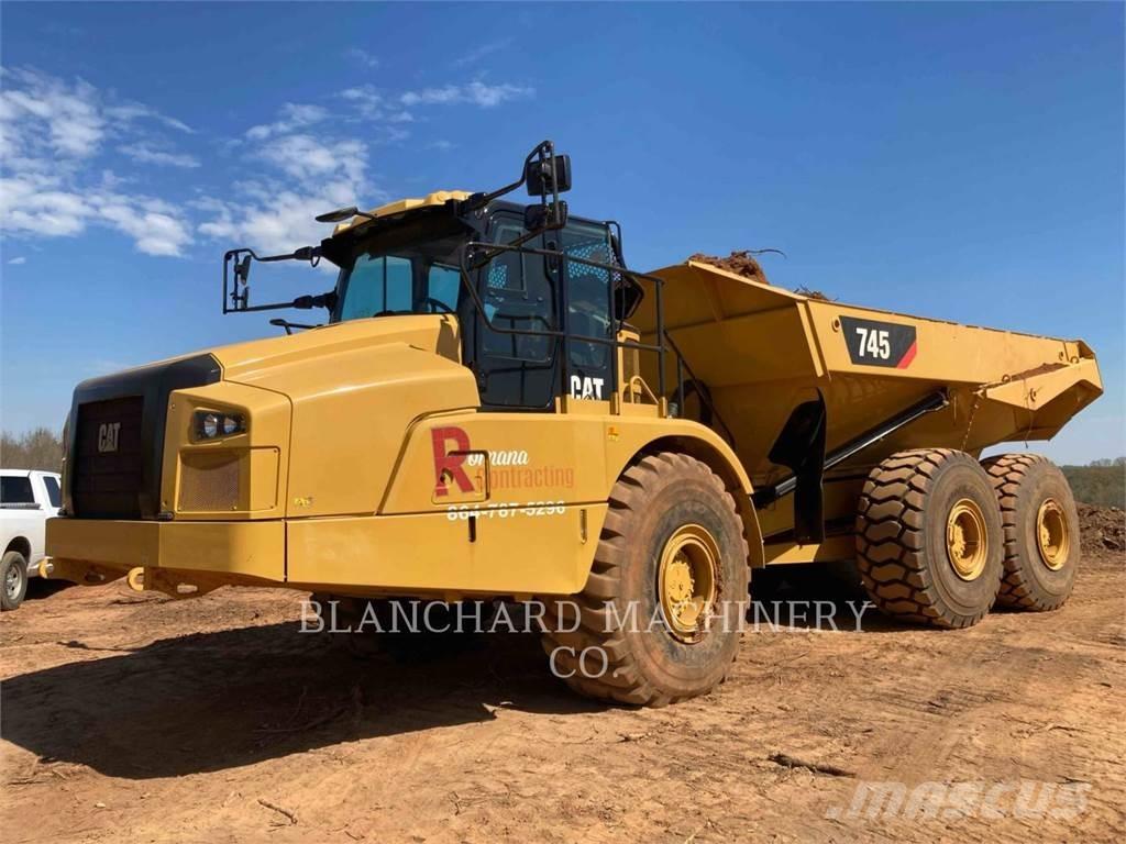 CAT 745 Шарнирно-сочленённые самосвалы