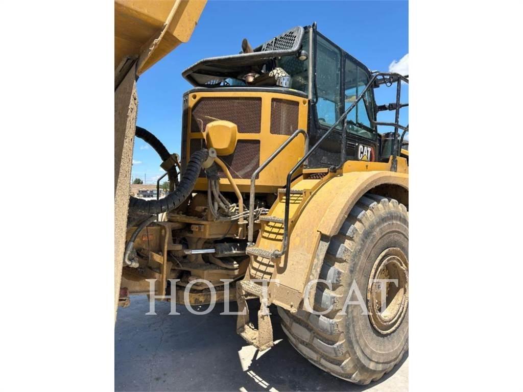 CAT 745 Шарнирно-сочленённые самосвалы