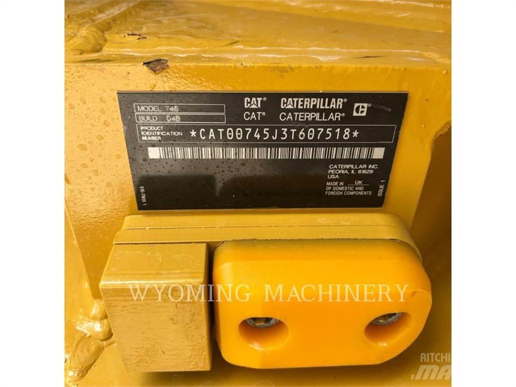CAT 745 Шарнирно-сочленённые самосвалы