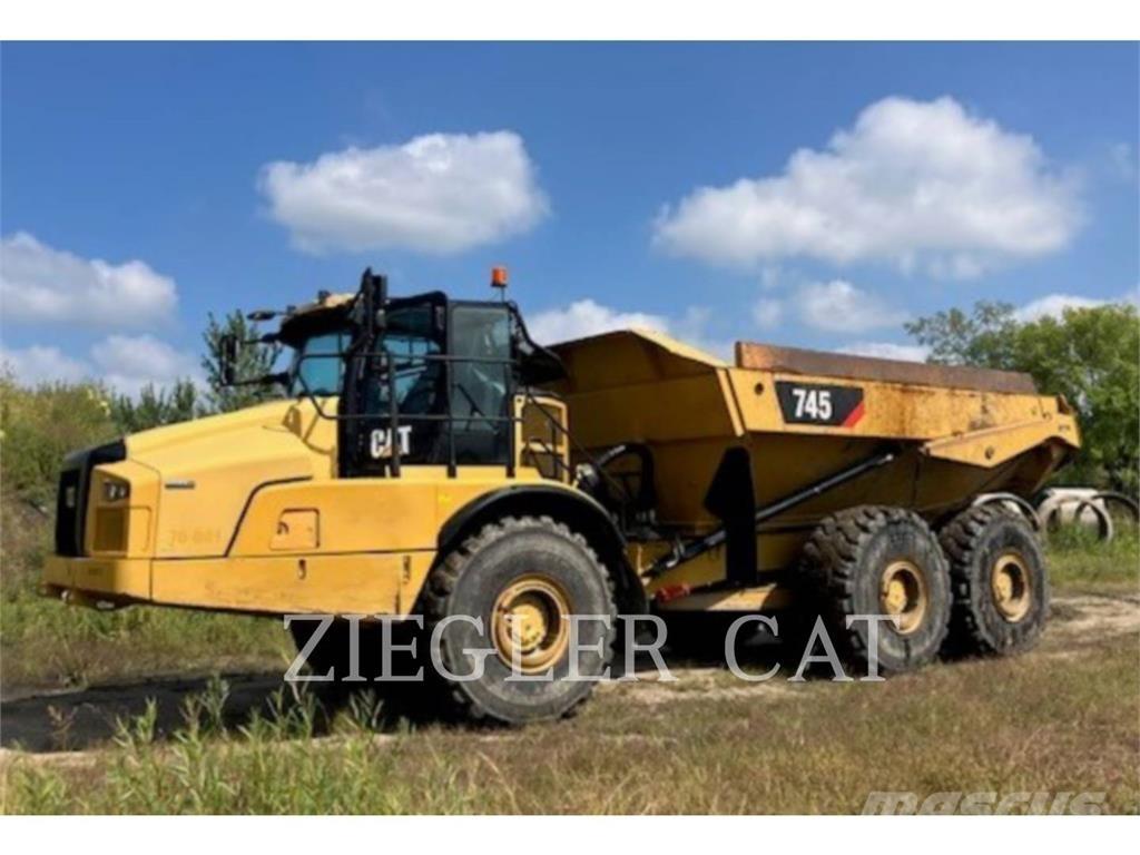 CAT 745 Шарнирно-сочленённые самосвалы
