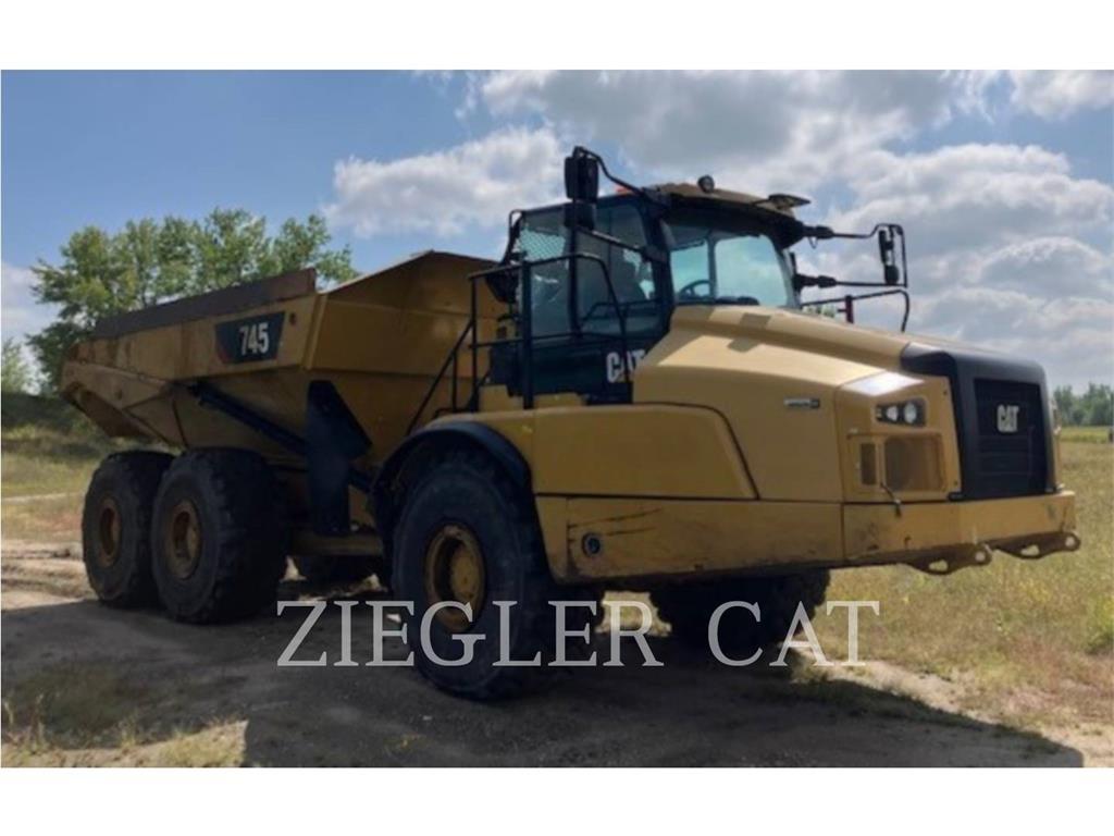 CAT 745 Шарнирно-сочленённые самосвалы