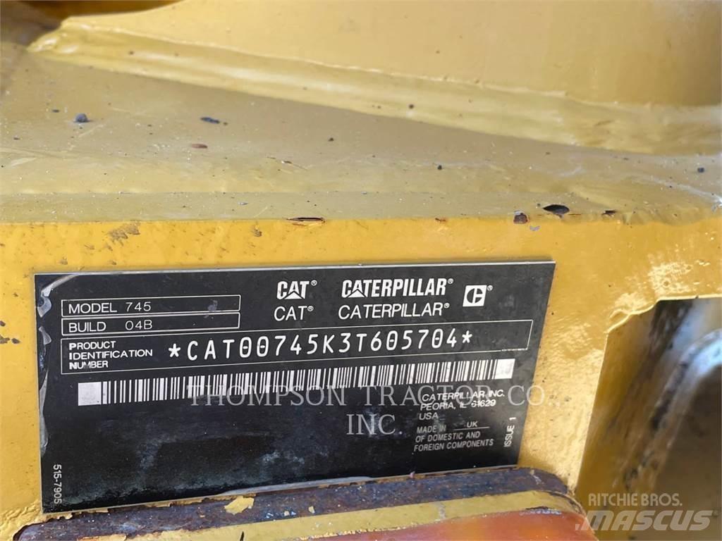 CAT 745 Шарнирно-сочленённые самосвалы