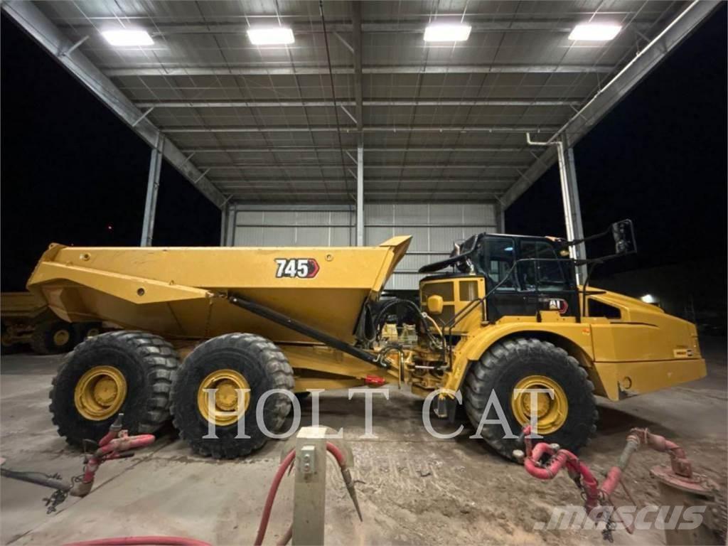 CAT 745 Шарнирно-сочленённые самосвалы