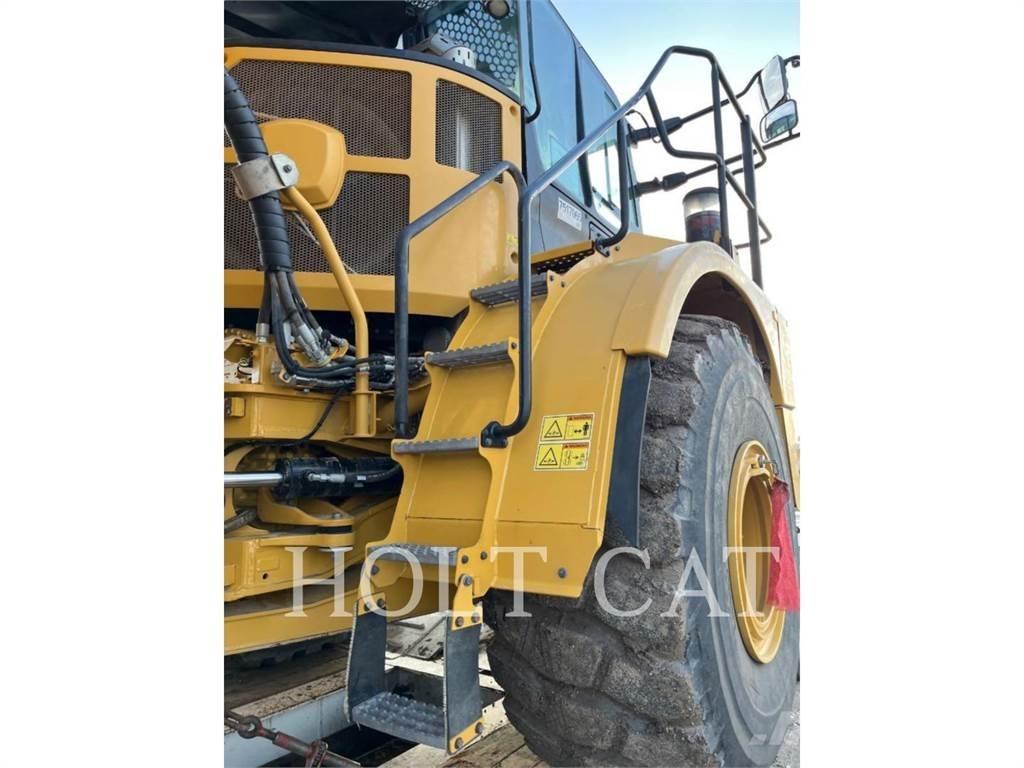 CAT 745 Шарнирно-сочленённые самосвалы