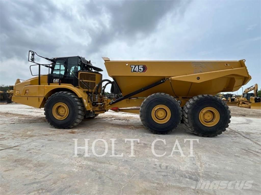 CAT 745 Шарнирно-сочленённые самосвалы