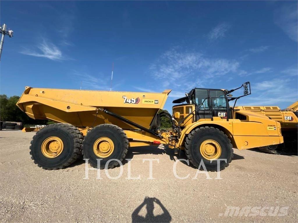 CAT 745 Шарнирно-сочленённые самосвалы