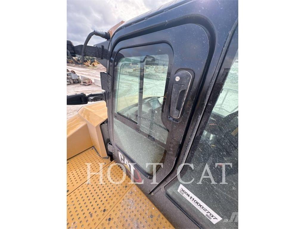 CAT 745 Шарнирно-сочленённые самосвалы