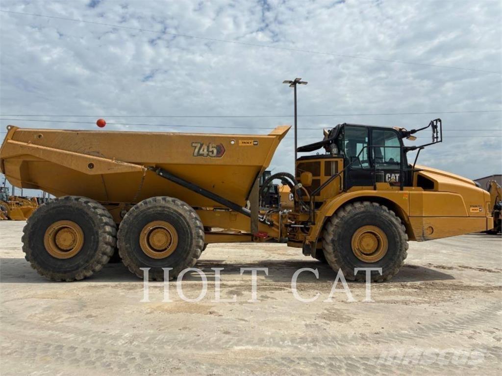 CAT 745 Шарнирно-сочленённые самосвалы