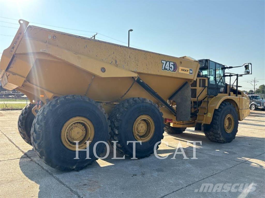 CAT 745 Шарнирно-сочленённые самосвалы