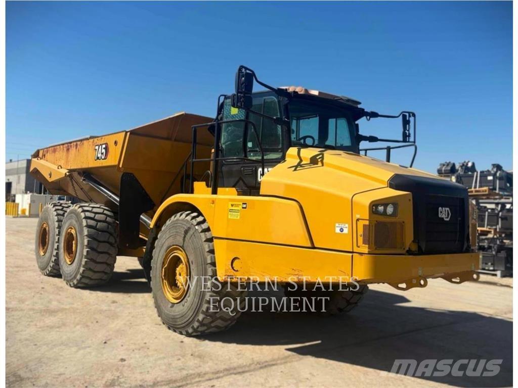 CAT 745 Шарнирно-сочленённые самосвалы