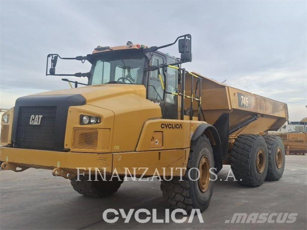 CAT 745 Шарнирно-сочленённые самосвалы