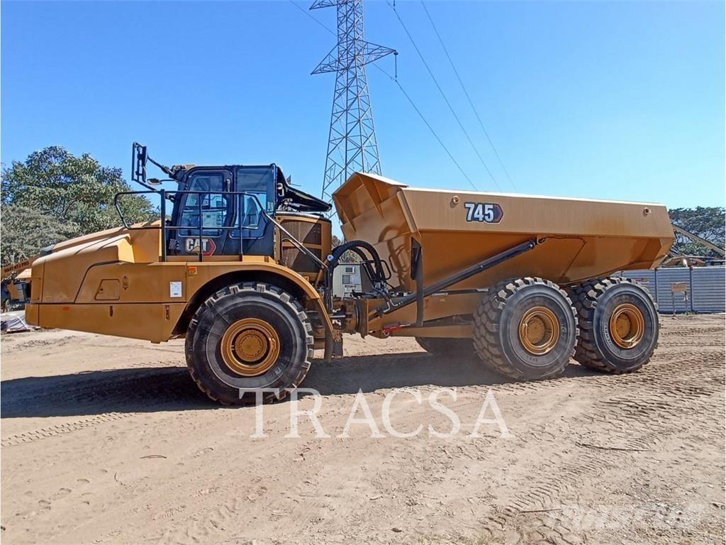 CAT 745 Шарнирно-сочленённые самосвалы