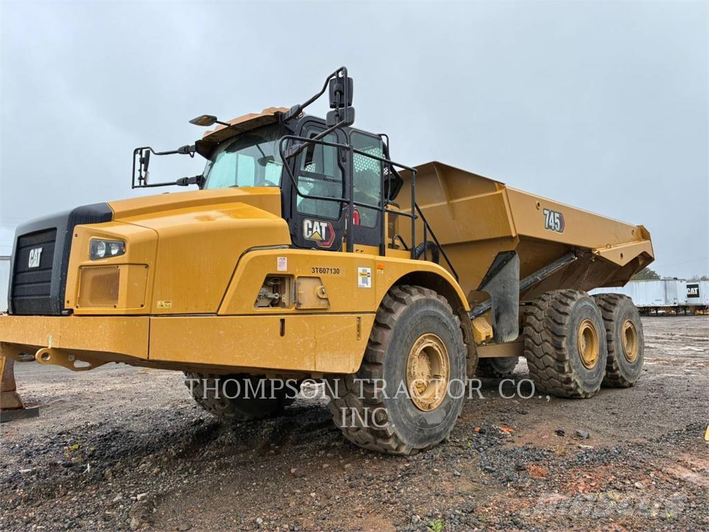 CAT 745 Шарнирно-сочленённые самосвалы