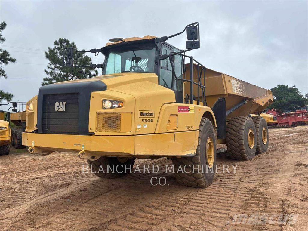 CAT 745 Шарнирно-сочленённые самосвалы