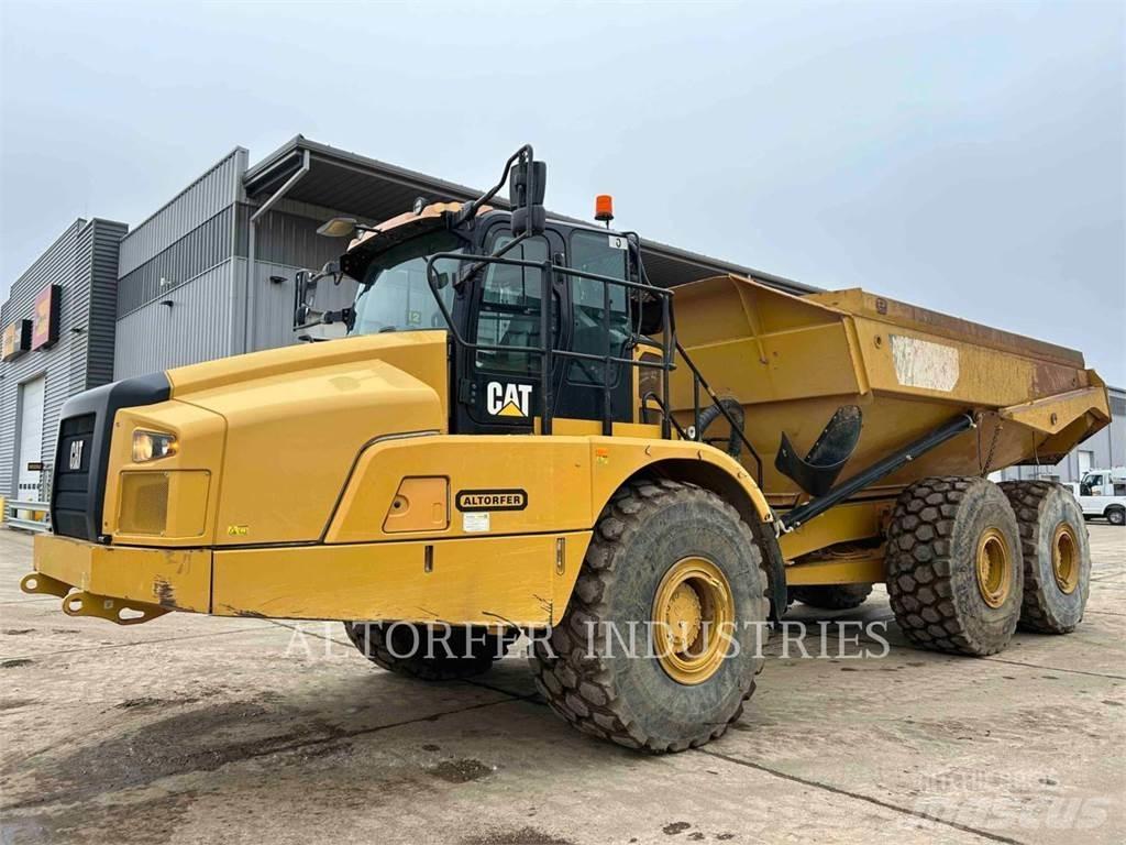 CAT 745 Шарнирно-сочленённые самосвалы