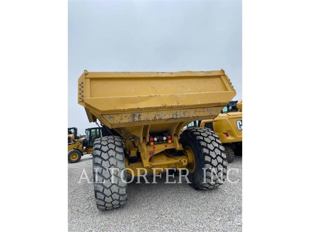 CAT 745-04 Шарнирно-сочленённые самосвалы