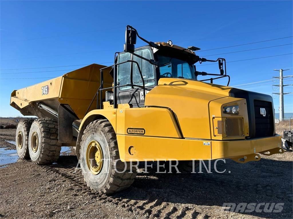 CAT 745-04 Шарнирно-сочленённые самосвалы