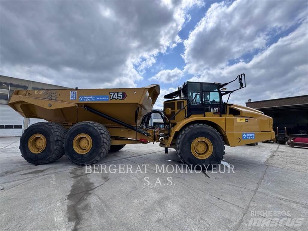 CAT 745-04 Шарнирно-сочленённые самосвалы