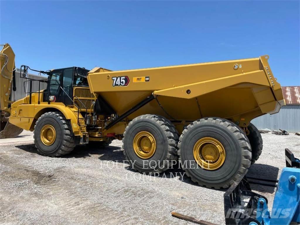 CAT 745-04 Шарнирно-сочленённые самосвалы
