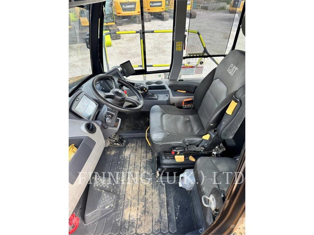 CAT 745-04 Шарнирно-сочленённые самосвалы