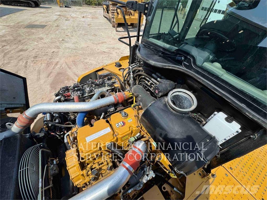 CAT 745-04 Шарнирно-сочленённые самосвалы