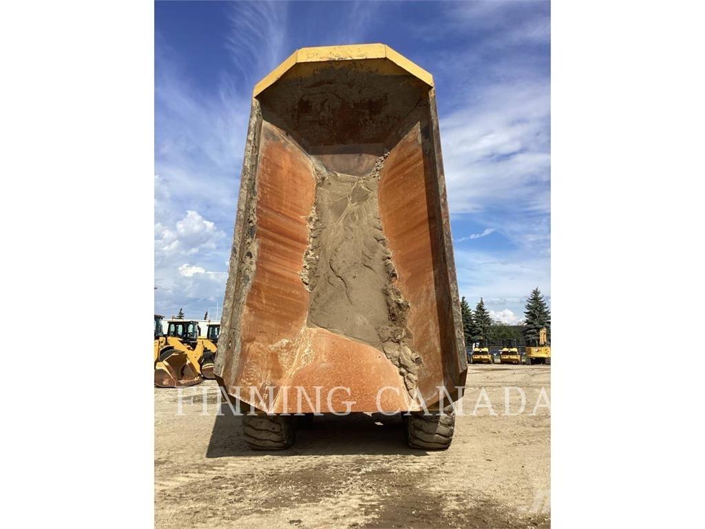 CAT 745-04 Шарнирно-сочленённые самосвалы