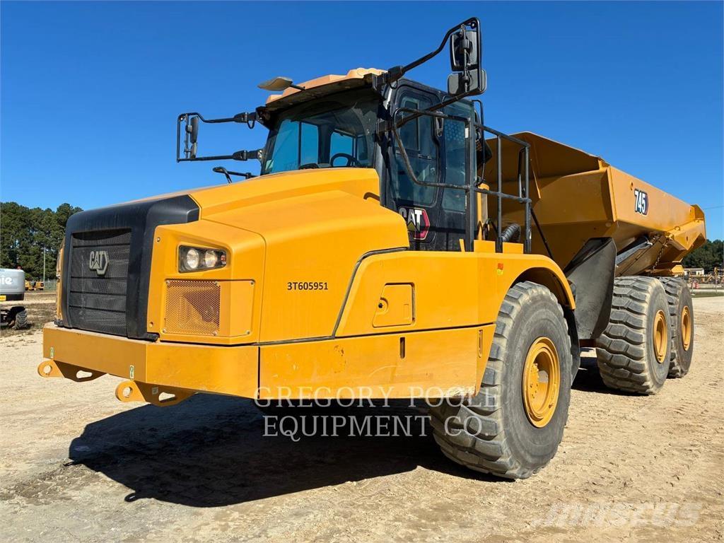 CAT 745-04 Шарнирно-сочленённые самосвалы