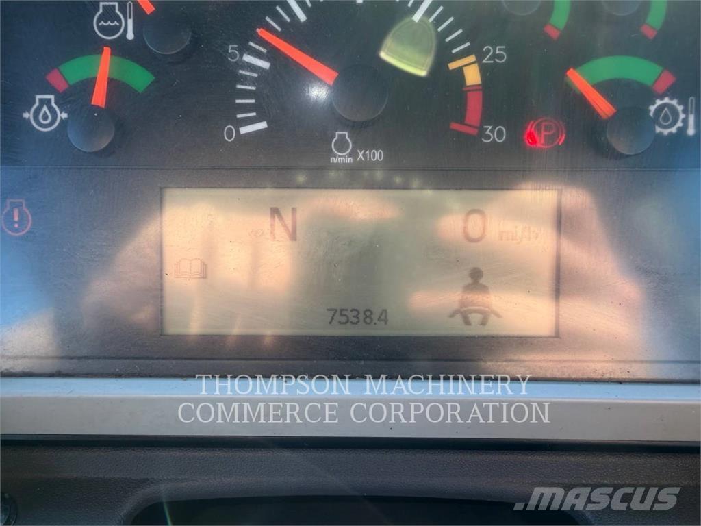 CAT 745-04 Шарнирно-сочленённые самосвалы