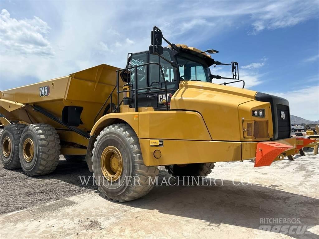 CAT 745 TG Шарнирно-сочленённые самосвалы