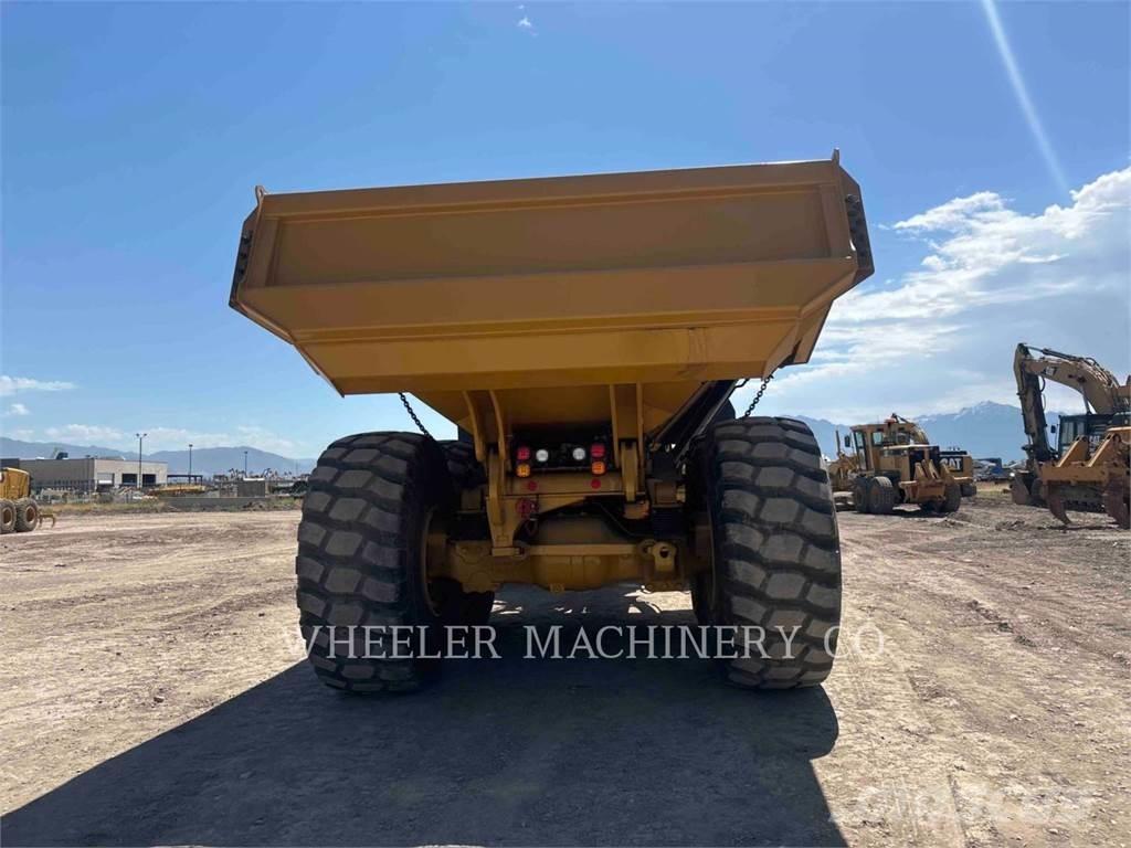 CAT 745 TG Шарнирно-сочленённые самосвалы
