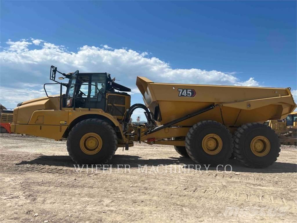 CAT 745 TG Шарнирно-сочленённые самосвалы