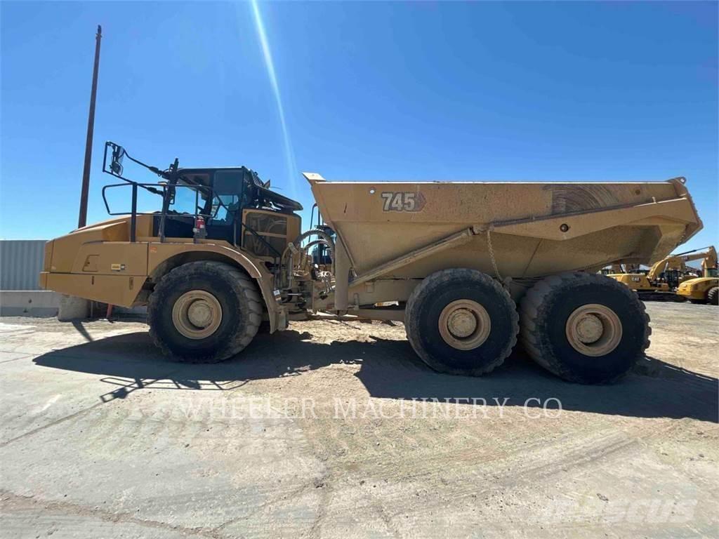 CAT 745 TG Шарнирно-сочленённые самосвалы
