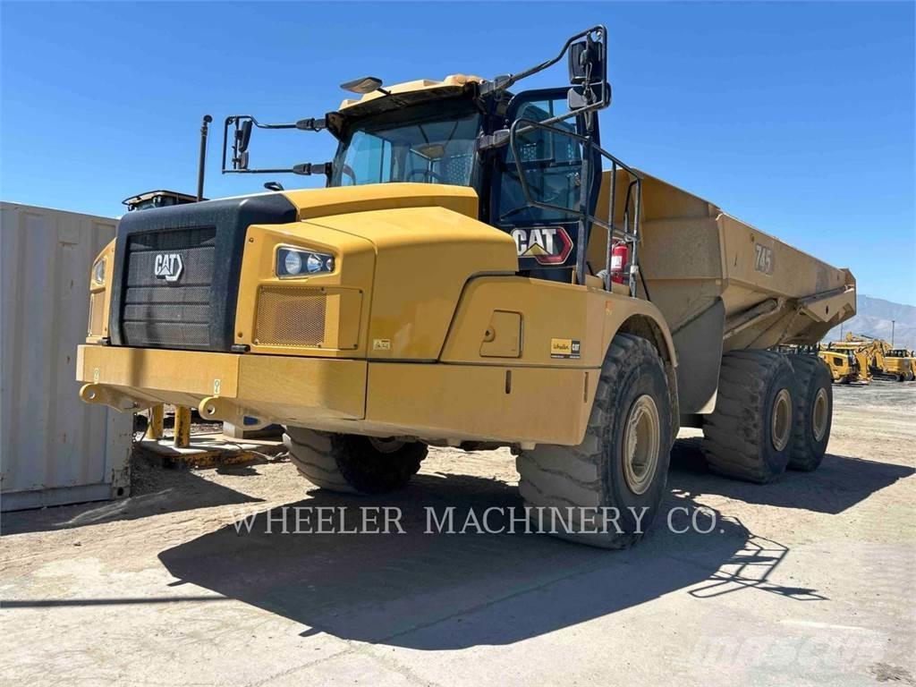 CAT 745 TG Шарнирно-сочленённые самосвалы