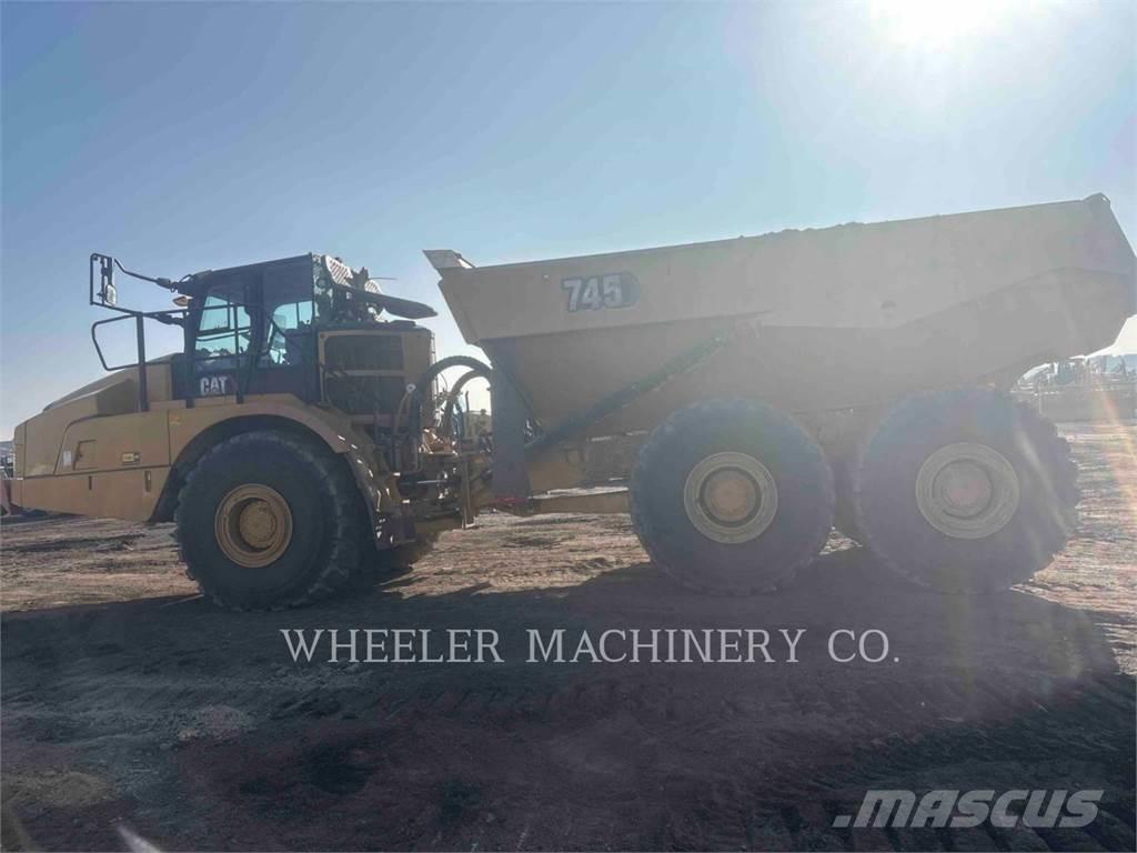 CAT 745 TG Шарнирно-сочленённые самосвалы