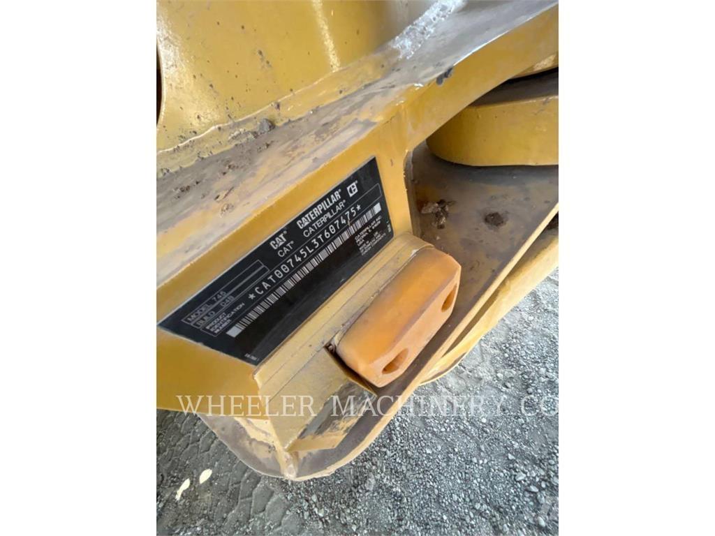 CAT 745 TG Шарнирно-сочленённые самосвалы