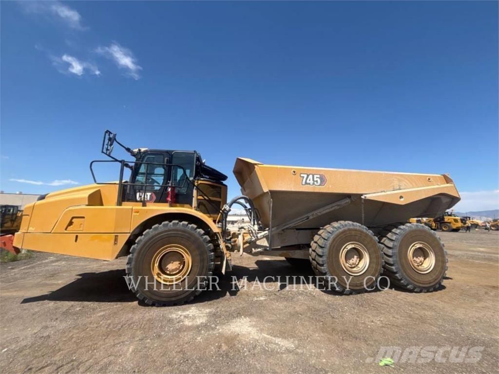 CAT 745 TG Шарнирно-сочленённые самосвалы