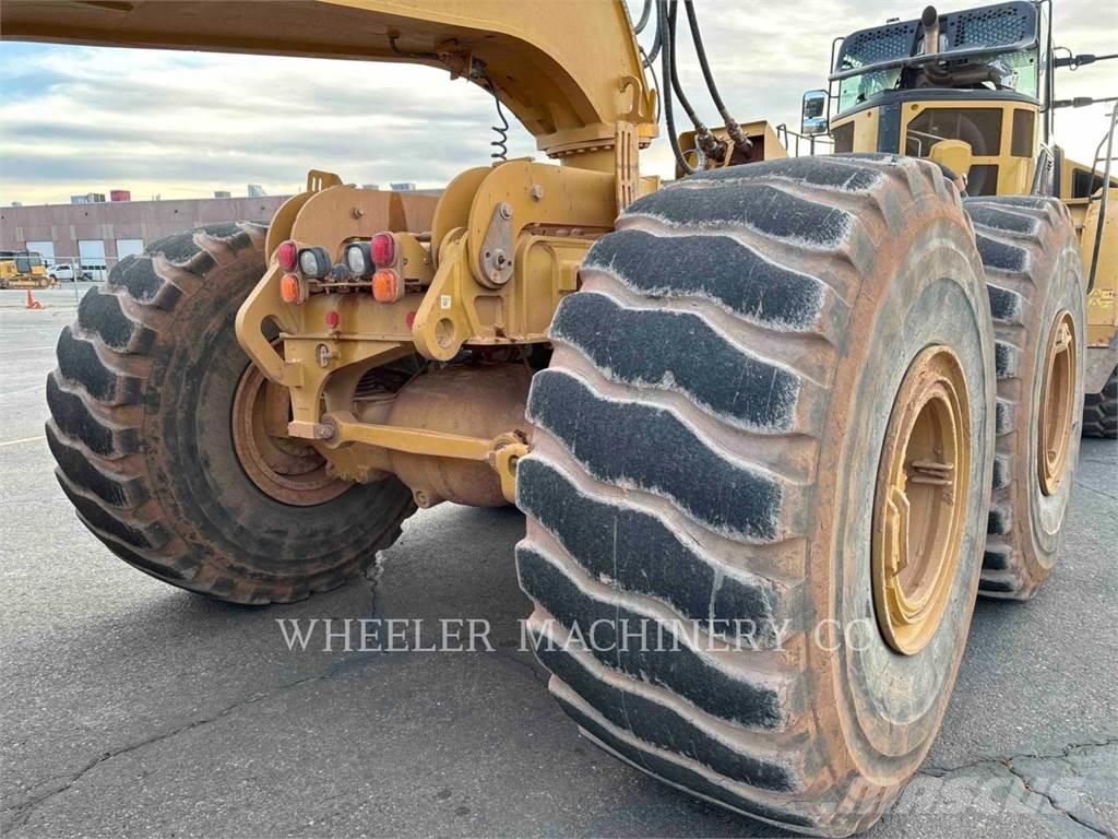 CAT 745 W/PAN Шарнирно-сочленённые самосвалы