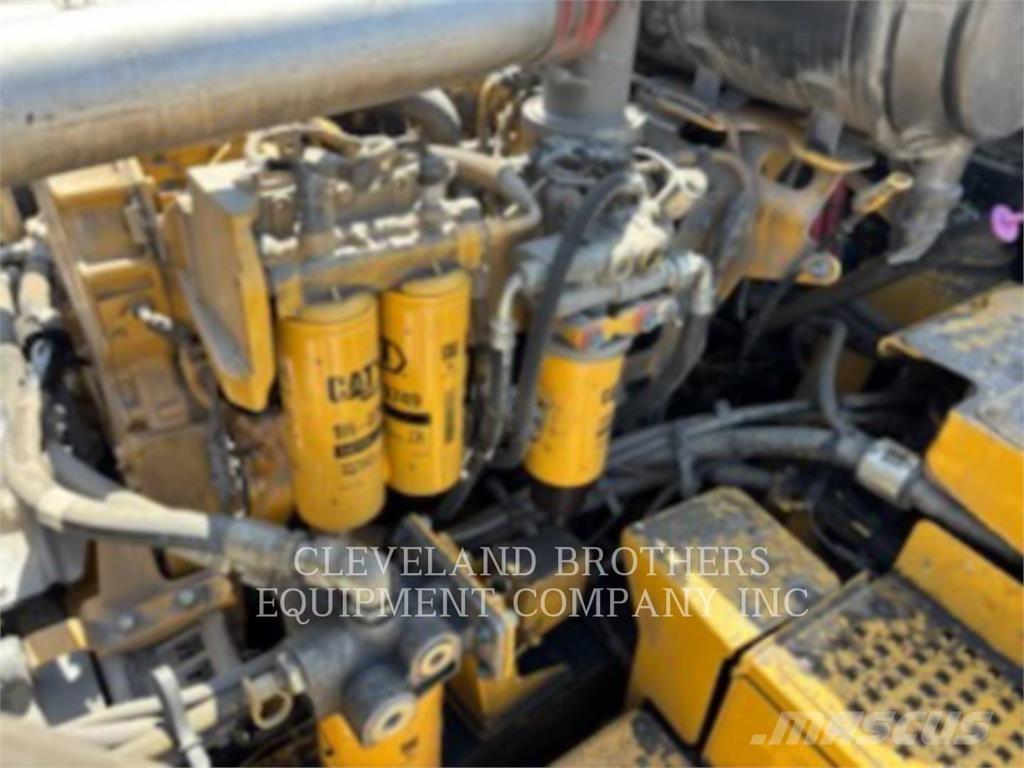 CAT 745 WW Поливочные машины