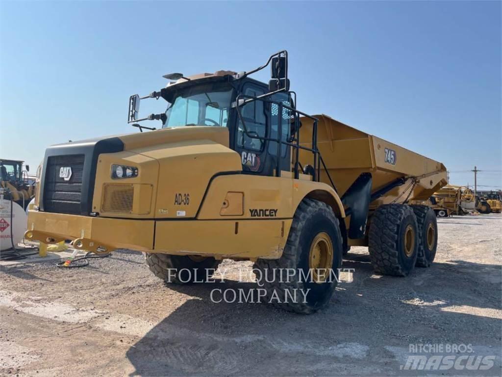 CAT 74504 Шарнирно-сочленённые самосвалы