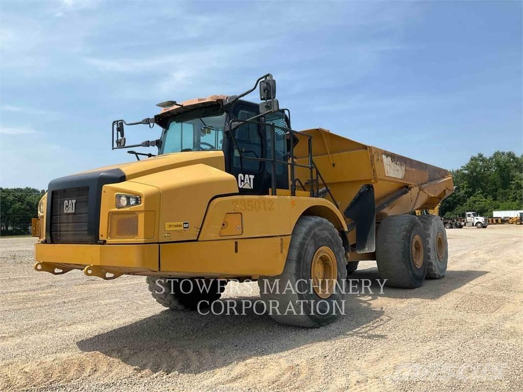 CAT 74504 Шарнирно-сочленённые самосвалы