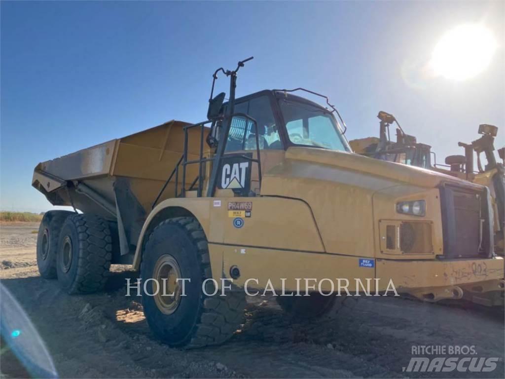 CAT 745C Шарнирно-сочленённые самосвалы