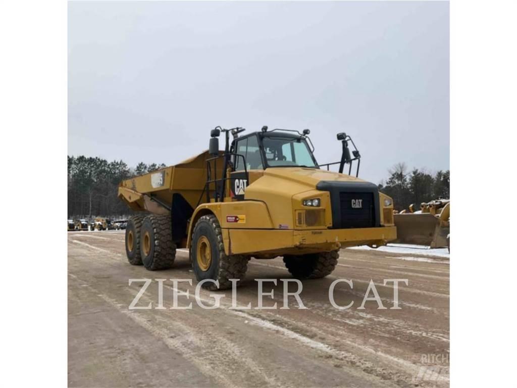 CAT 745C Шарнирно-сочленённые самосвалы