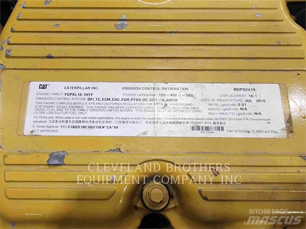 CAT 745C Поливочные машины