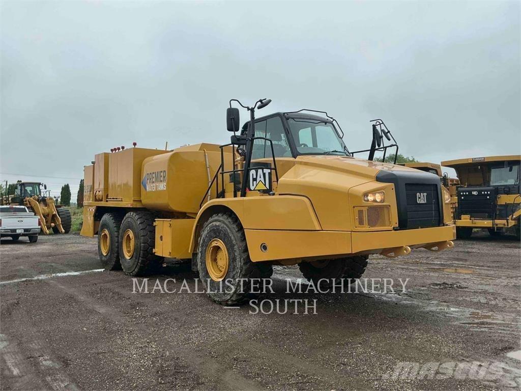 CAT 745C Шарнирно-сочленённые самосвалы