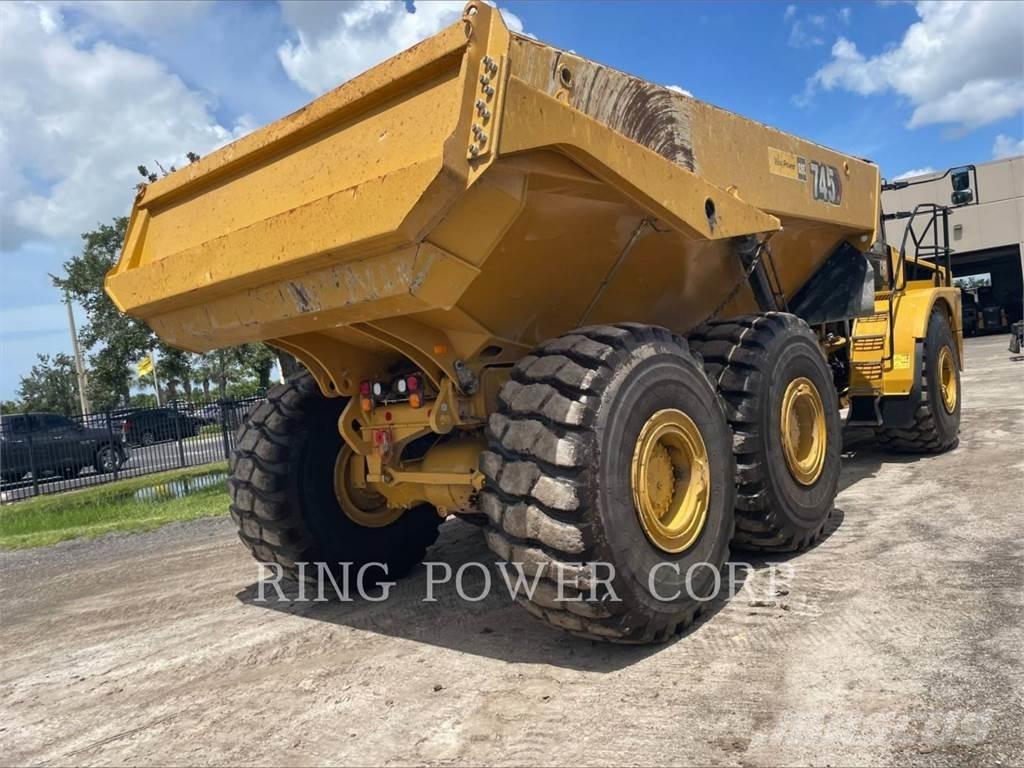 CAT 745TG Шарнирно-сочленённые самосвалы