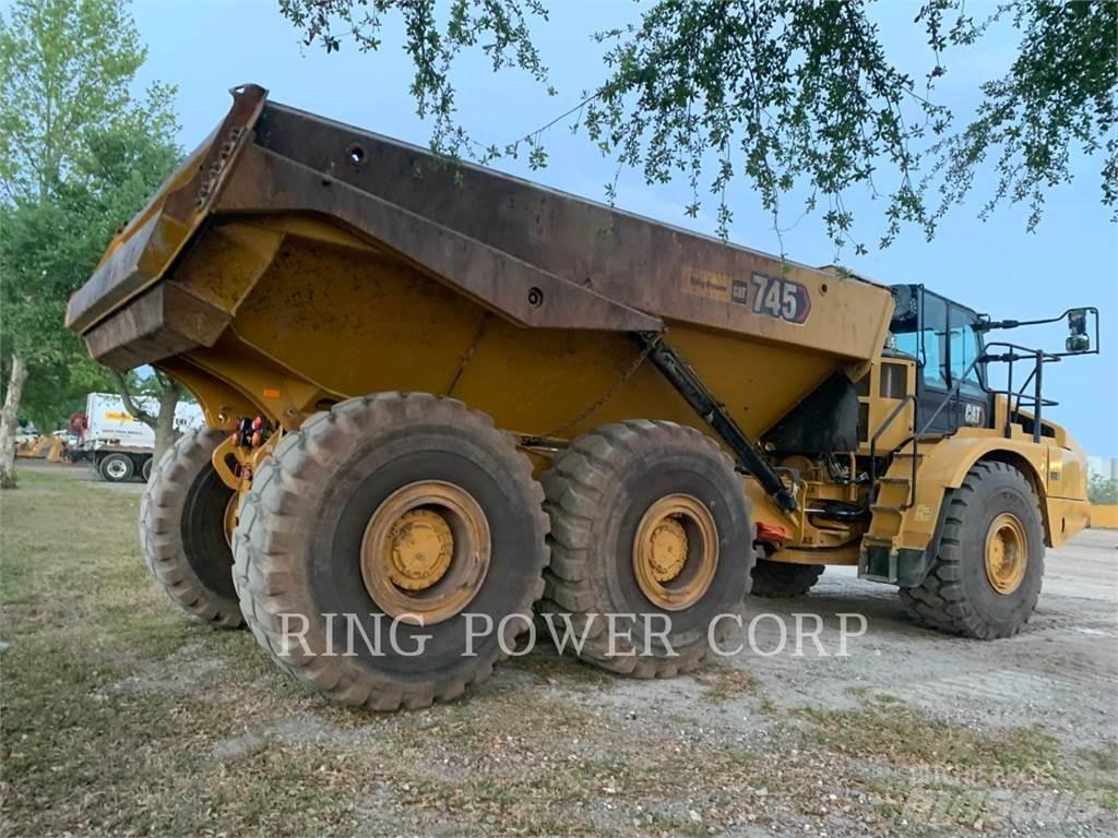 CAT 745TG Шарнирно-сочленённые самосвалы