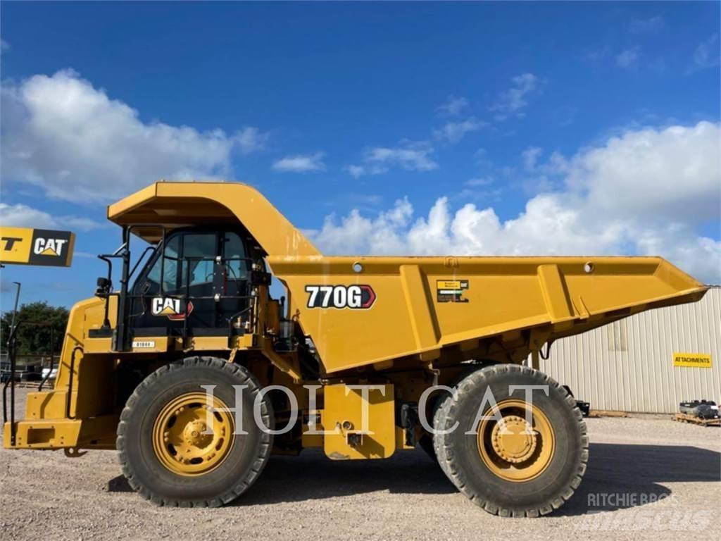 CAT 770G Шарнирно-сочленённые самосвалы