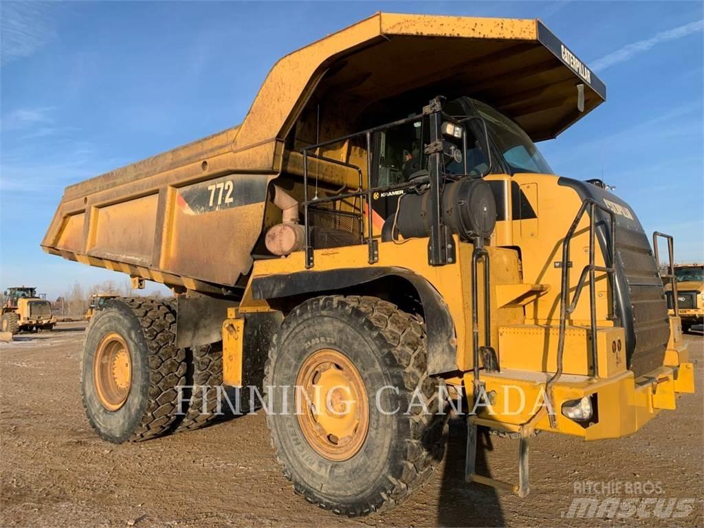 CAT 772 Шарнирно-сочленённые самосвалы