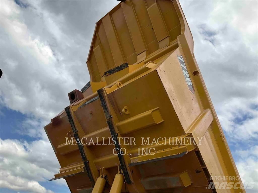 CAT 772G Шарнирно-сочленённые самосвалы